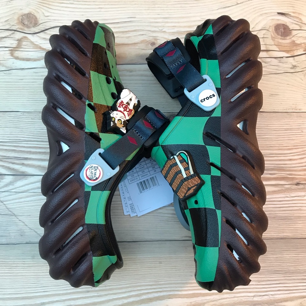 Crocs Demon Slayer Tanjiro Echo Clog - Picture 14 of 16